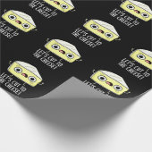 Schneiden wir den Käse Funny Food Pun Dark BG Geschenkpapier (Ecke)