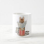 Schneider-Maus auf Spule des Fadens Kaffeetasse (Mittel)