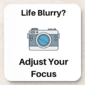 Schneller, passen Sie Ihren Fokus auf einen Getränkeuntersetzer (Vorderseite)