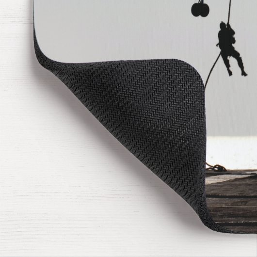 Schnelles Seil des Personals aus einem SH-60F Mousepad (Ecke)