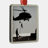 Schnelles Seil des Personals aus einem SH-60F Silbernes Ornament (Rechts)