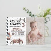 Schnelles und kurioses braunes Rennen Auto 3. Gebu Einladung (Stehend Vorderseite)