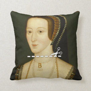 Schnitt hier - Anne Boleyn Kissen