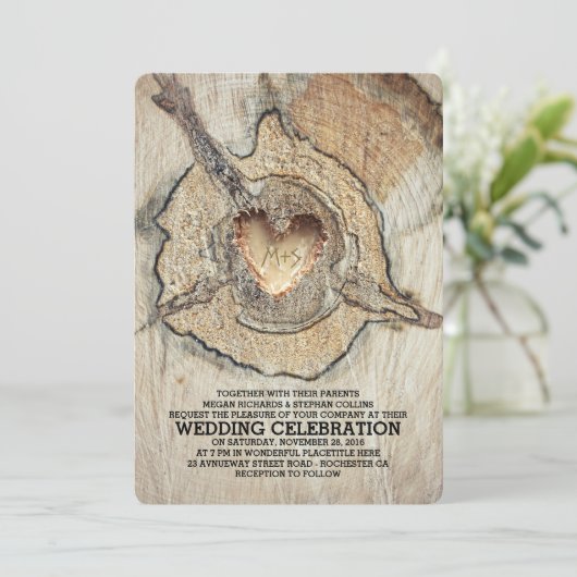 Schnitzel Holz Herz Rustikaler Baum Einladung (Stehend Vorderseite)