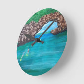 Schnorcheln in Wunderland Runde Wanduhr (Winkel)