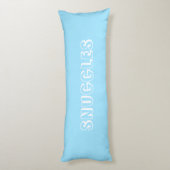 "Schnurrbart" Hellblaue weiße Buchstaben Seitenschläferkissen (Rückseite (Vertikal))