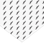 Schnurrbart-Hipstermuster 2 Kurzer Tischläufer (Ecke)