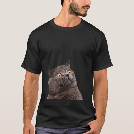 Schockiertes Überraschtes Katzen-Meme T-Shirt (Vorderseite)