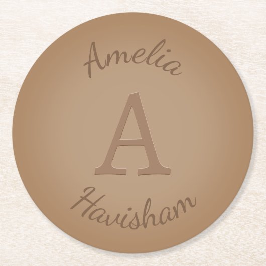 Schokolade Braun Monogramm und Name Personalisiert Runder Pappuntersetzer (Vorderseite)