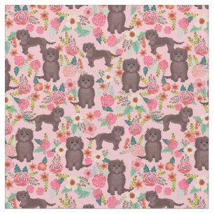 Schokolade-Cockapoo-Hunde Vintagen Blumen rosa Stoff