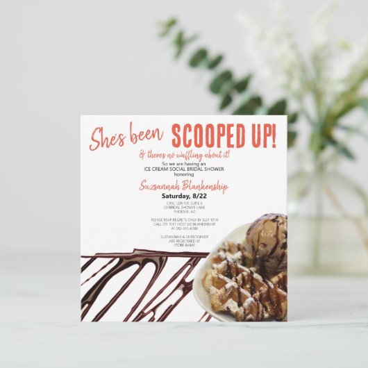 Schokolade-Eiscreme auf WaffelBrautparty Einladung (Stehend Vorderseite)