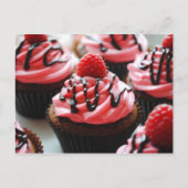 Schokolade Himbeere Cupcake Postkarte (Vorderseite)