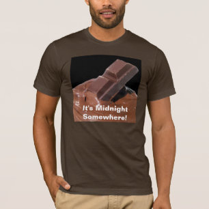 Schokolade irgendwo um Mitternacht T-Shirt