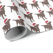Schokolade Labrador in der Weihnachtsmannmütze Wei Geschenkpapier (Rolleneckpunkt)