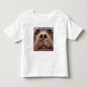 Schokolade-Labrador-Nase-Schließung Kleinkind T-shirt
