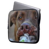Schokolade Labrador Pit Puppy Laptopschutzhülle (Vorderseite Links)
