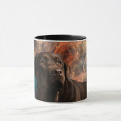 Schokolade Labrador Portrait auf Abstrakter Tasse (Zentrum)