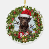 Schokolade Labrador Retriever, Weihnachtskranz Keramik Ornament (Vorne)