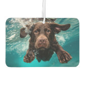 Schokolade Labrador Schwimmen unter Wasser Autolufterfrischer (Rückseite)