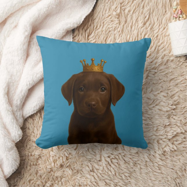 Schokolade Labrador Welpe in Gold Crown Niedlich Kissen (Decke)