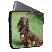 Schokolade und TANlanghaarige MiniaturDackel Laptopschutzhülle (Vorne Rechts)