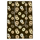 Schokolade Vanille spendet elegantes Muster braun Mittlere Geschenktüte (Rückseite)