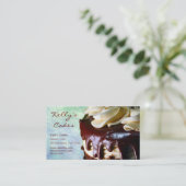Schokoladen-Creme-Kuchen blaue Bokeh Visitenkarte (Stehend Vorderseite)