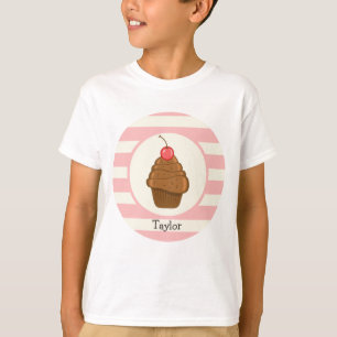 Schokoladen-Cupcake mit Kirsche und rosa Streifen T-Shirt