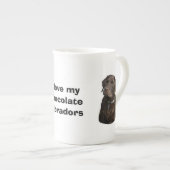 Schokoladen-Labrador-HundeFotoporträt Porzellantasse (Vorderseite Rechts)