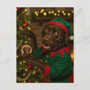 Schokoladen-Labrador und Christbaumkugeln-Weihnach Feiertagspostkarte