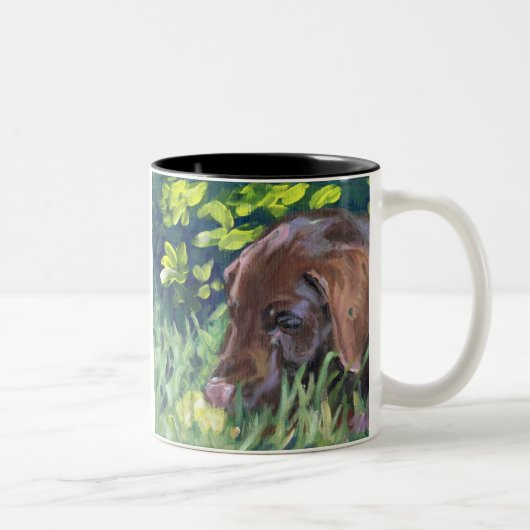 Schokoladen-Labrador-Welpe Zweifarbige Tasse (Rechts)