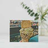 Schokoladeneis-Sprinklen Postkarte (Stehend Vorderseite)