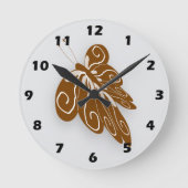 Schokoladenfarbene Schmetterlingsdesign Runde Wanduhr (Vorderseite)
