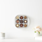 Schokoladenkartoffeln Runde Wanduhr (Zuhause)