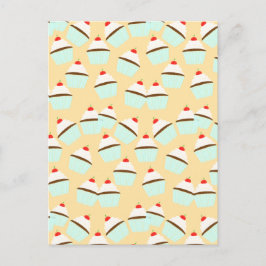 Schokoladenkuchen mit Creme und Kirsche oben Postkarte