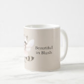 Schön in Rosé Waschbär Kaffeetasse (VorderseiteRechts)