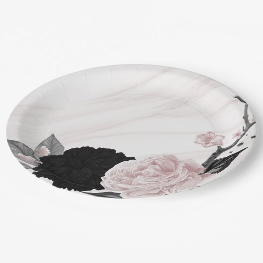 Schön schwarz-rosa Blume aus Marmor Pappteller (Schrägansicht)