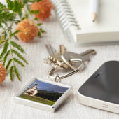 Schöne abgeschiedene einsame Kirche namens Rainui Schlüsselanhänger (Seite)