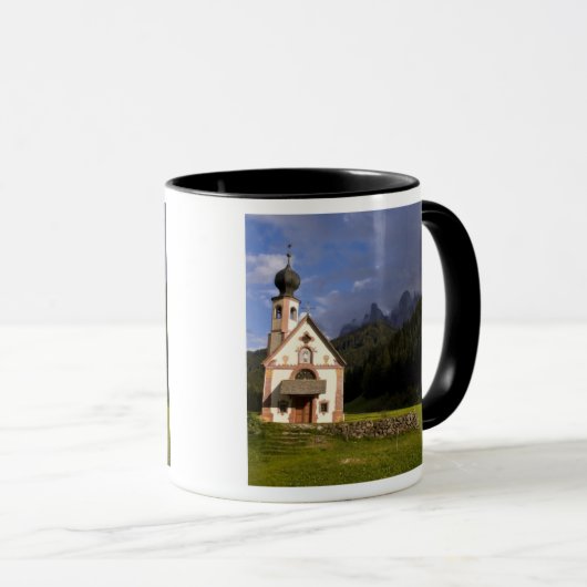 Schöne abgeschiedene einsame Kirche namens Rainui Tasse (VorderseiteRechts)