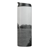 Schöne Bäume und Natur im Nebel Thermosbecher (Nach rechts gedreht)