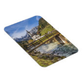 Schöne Berge mit Kirche Magnet (Rechte Seite)