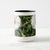 Schöne Biene auf Rose Kunst, Natur Fotografie Tasse (Zentrum)