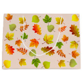 Schöne Blätter des Herbstes auf Beige Große Geschenktüte (Vorderseite)