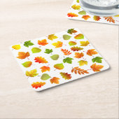 Schöne Blätter des Herbstes auf Weiß Rechteckiger Pappuntersetzer (angewinkelt)
