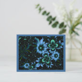 Schöne blaue Blumen Feines Fraktal Kunst Postkarte (Stehend Vorderseite)