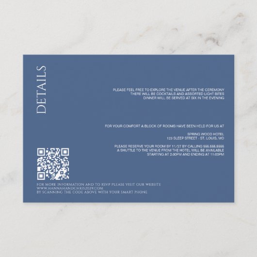 Schöne blaue Details mit QR Code Wedding Begleitkarte (Vorderseite)
