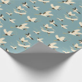 Schöne blaue japanische Krane Geschenkpapier (Ecke)