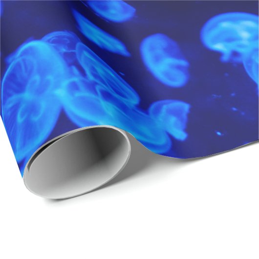 Schöne blaue Quallen Geschenkpapier (Rolleneckpunkt)