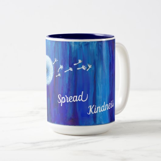 Schöne, blaue Tasse mit fröhlicher Botschaft (VorderseiteRechts)