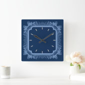 Schöne blaue Uhr (Zuhause)